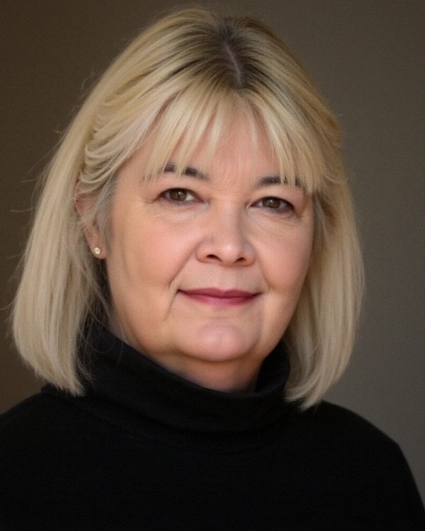 Anita Gleave